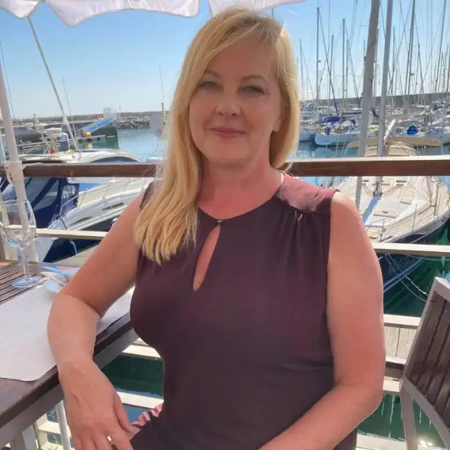 Oksana, 54, Ukraine - WUAMBA