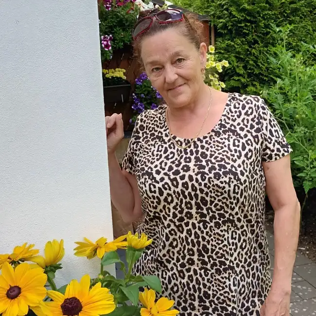 Nadejda, 62, Ukraine - WUAMBA