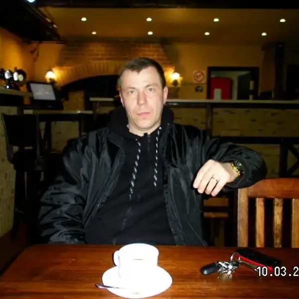 photo of Oleg. Link to photoalboum of Oleg