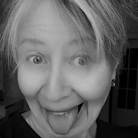Irina, 62Ukraine 