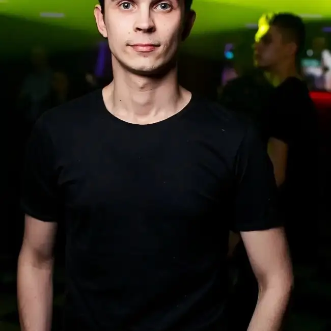 Serj, 31, Uzbekistan - WUAMBA