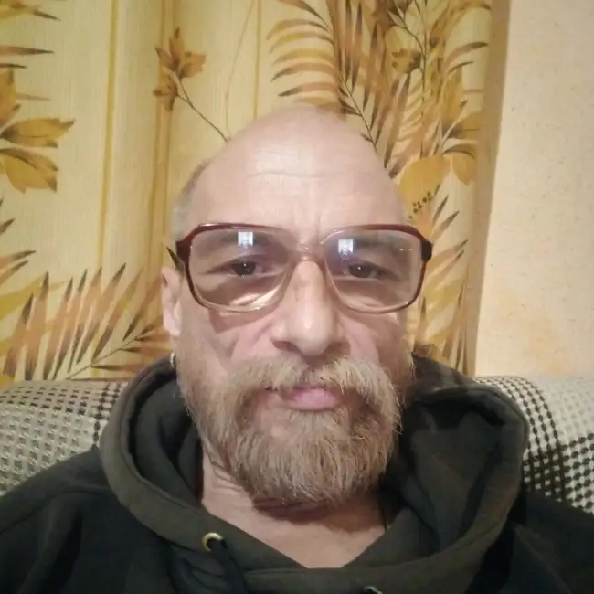 SLAVA, 52, USA - WUAMBA