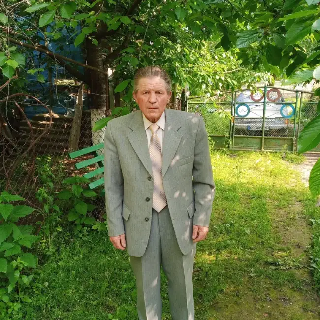 Anatolіy, 77