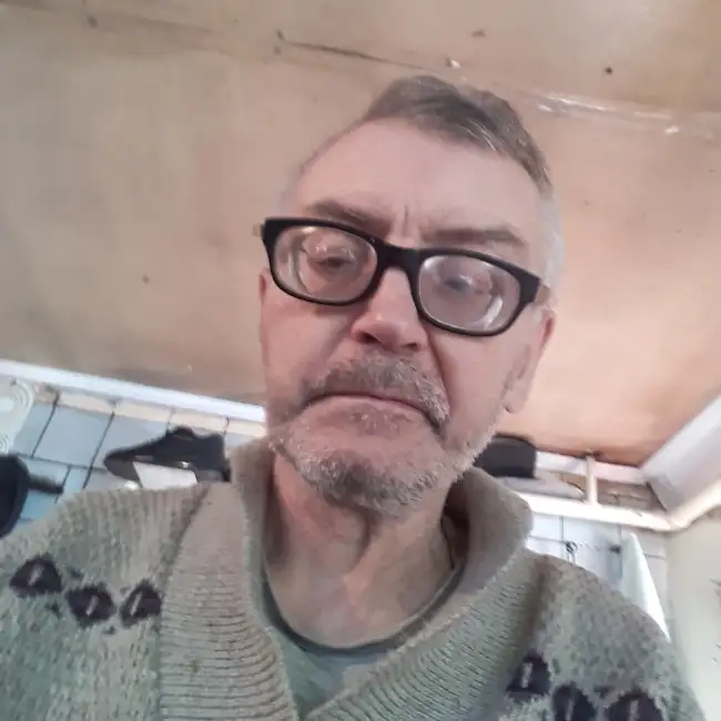 Mikola, 64