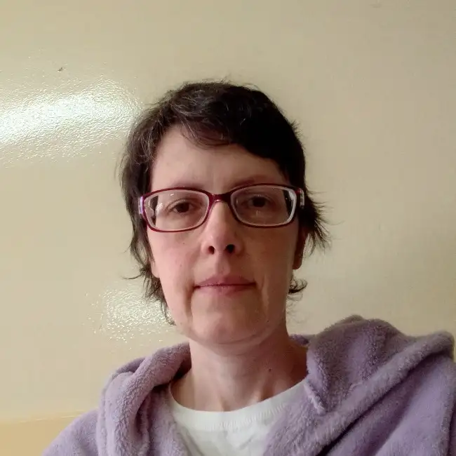 Svetlana, 43