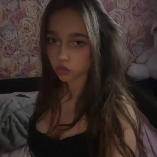 Polina · 20 ·           
